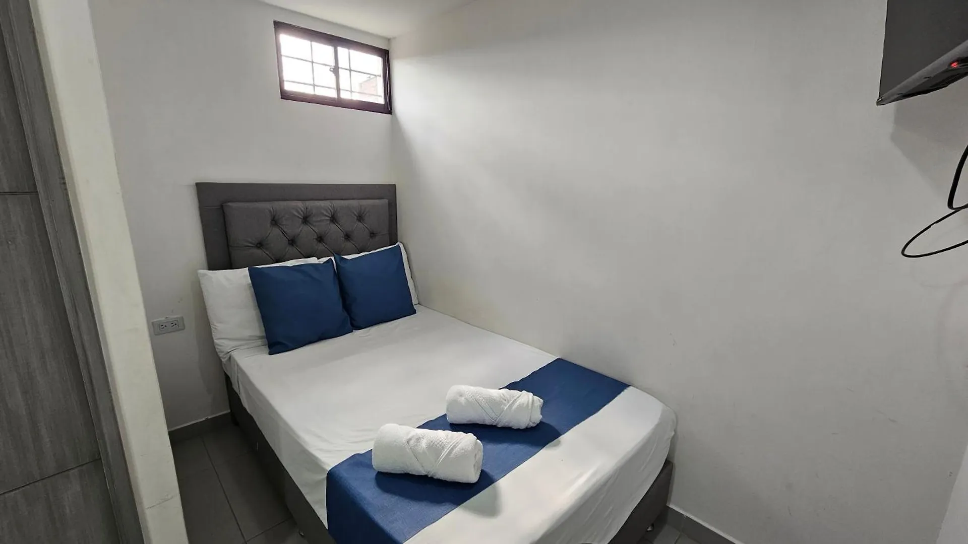 Casa De Huespedes Campo Valdes Hotel Medellin Guest house